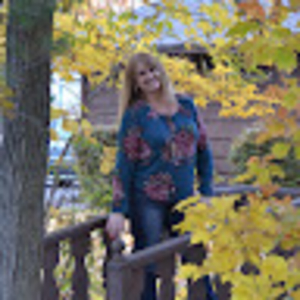 Meet your Posher, Jennifer